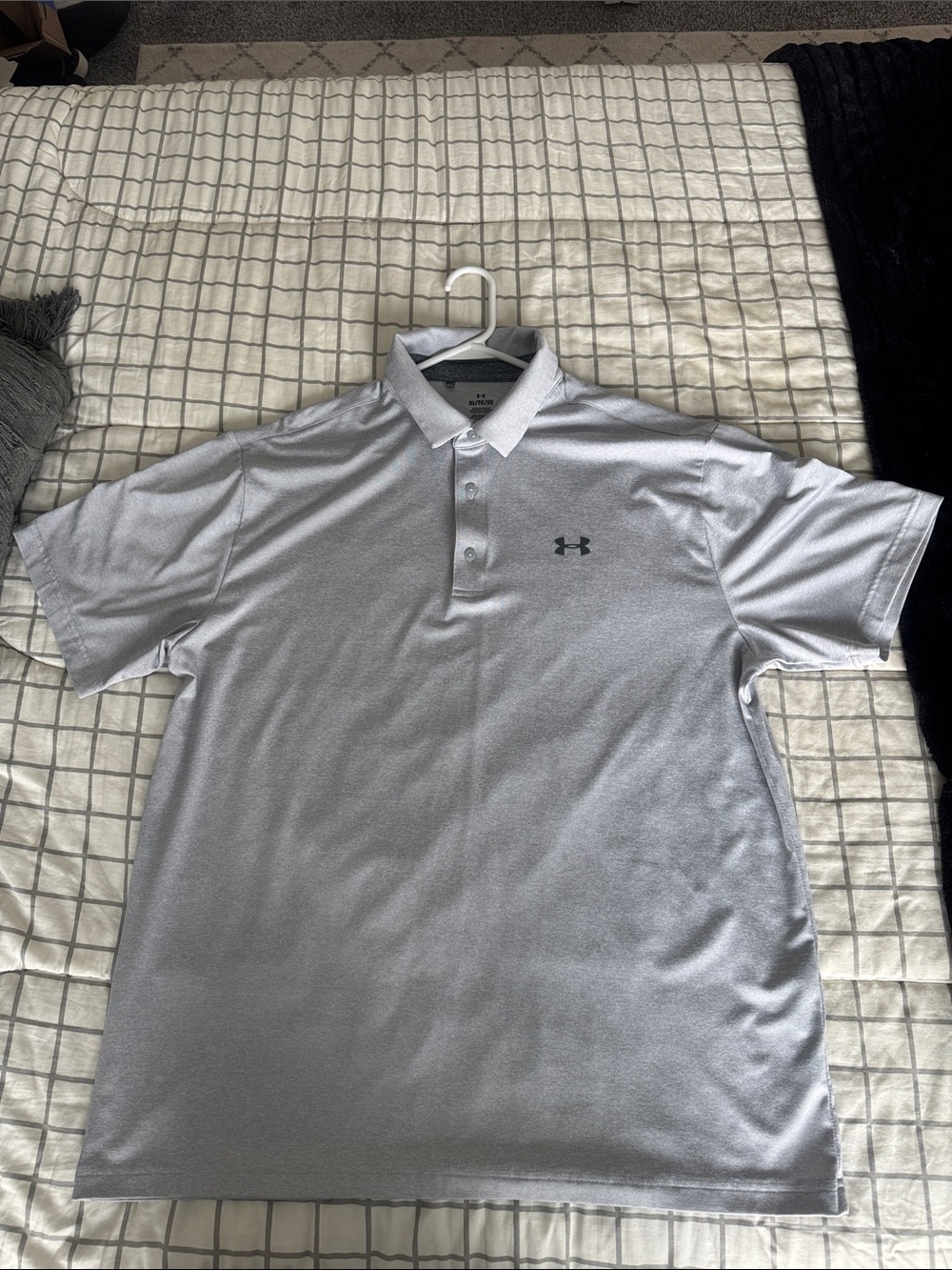 Under Armour Men’s Light Gray Performance Polo
